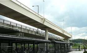 横断歩道橋